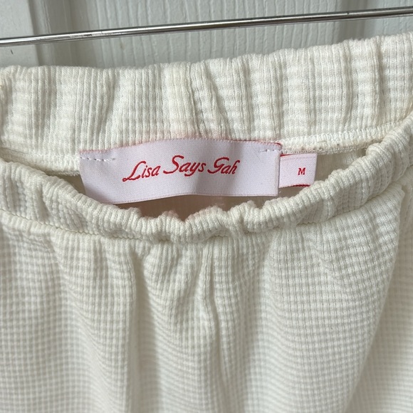 Lisa says gah! White set - Picture 4 of 8